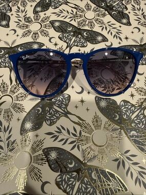 Ray-Ban Erika RB4171 6346/19 Sunglasses